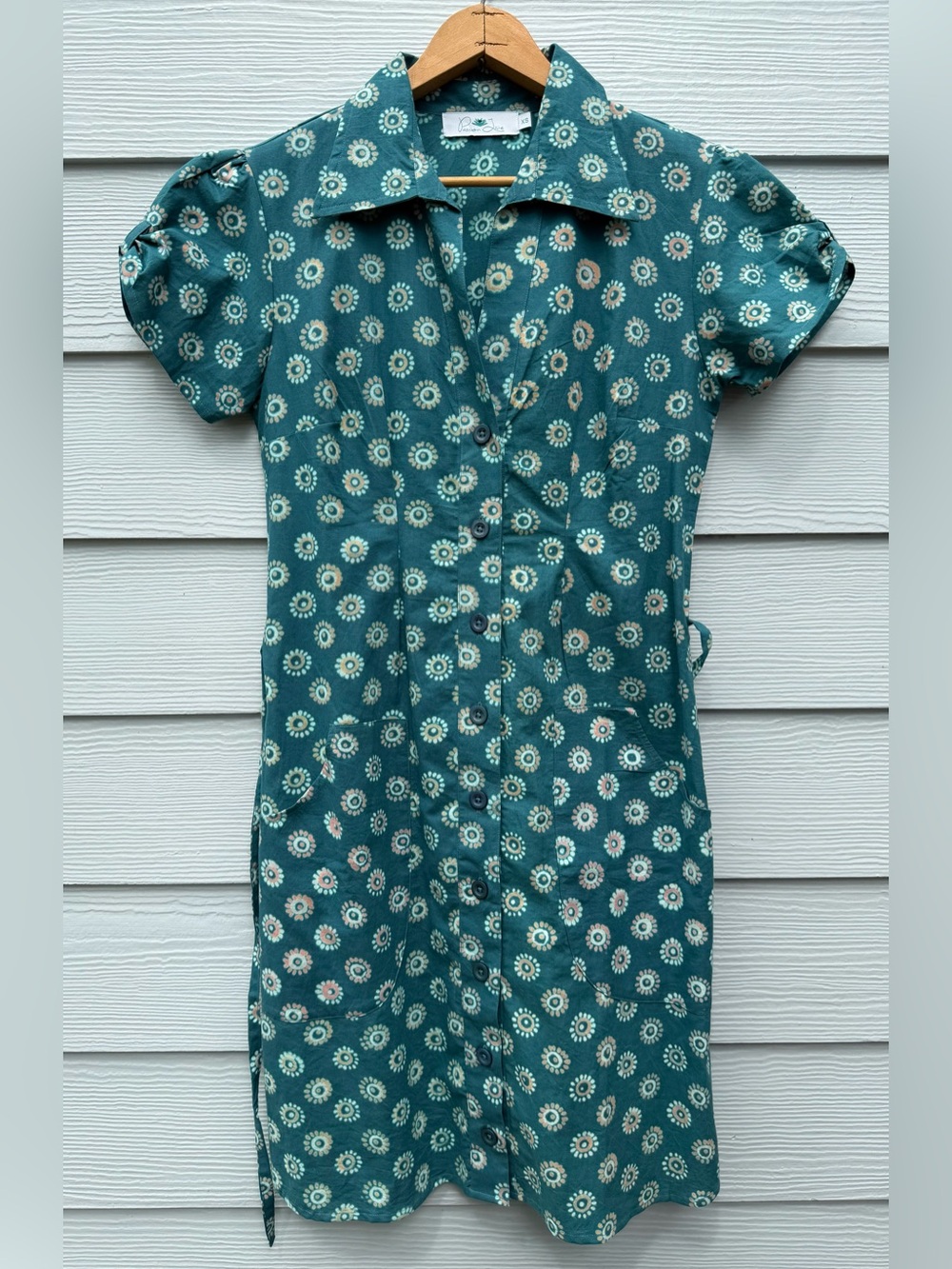 Passion Lilie Aztec Medallion Print Button Down XS Dress!